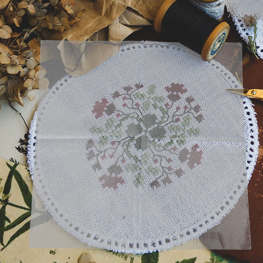 Embroidery Pattern - مجموعة من 8 قطع ورق تطريز