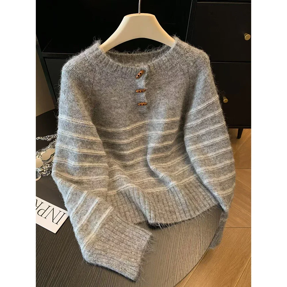سترة نسائية مخططة من الصوف وال - مراجعة Embroidery Shirt وسعره