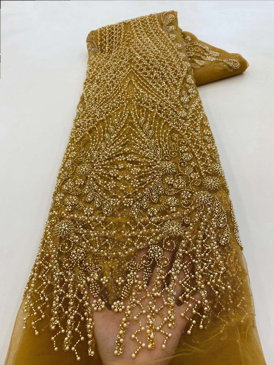 قماش دانتيل مع خرز ، ترتر ، مط - مراجعة Embroidery Net Fabric وسعره